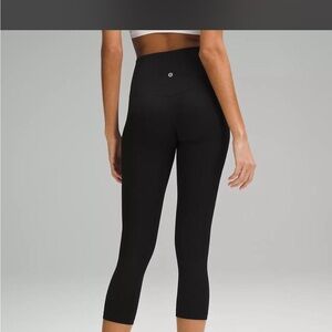 lululemon athletica Black Track capri Pants